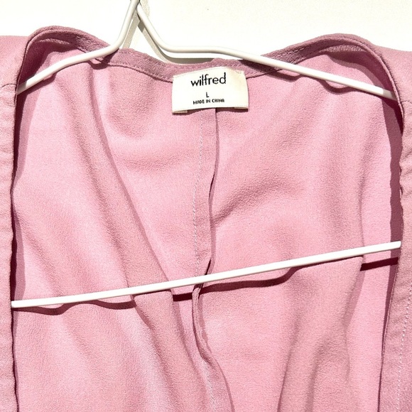 Aritzia Wilfred Lilia Blouse pink lilac color tie front wrap lavender - Picture 8 of 9